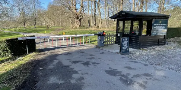fixed install barrier at leeds castle